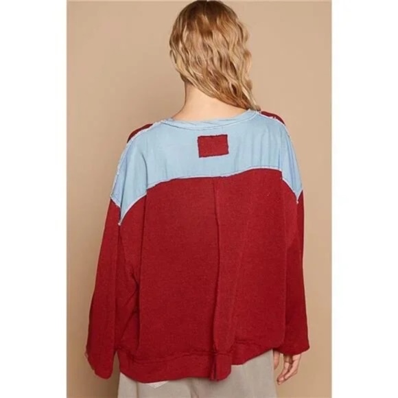 New POL Exposed Seam Star Denim Patch Round Neckline Relaxed Fit Sweater Red - Picture 3 of 5
